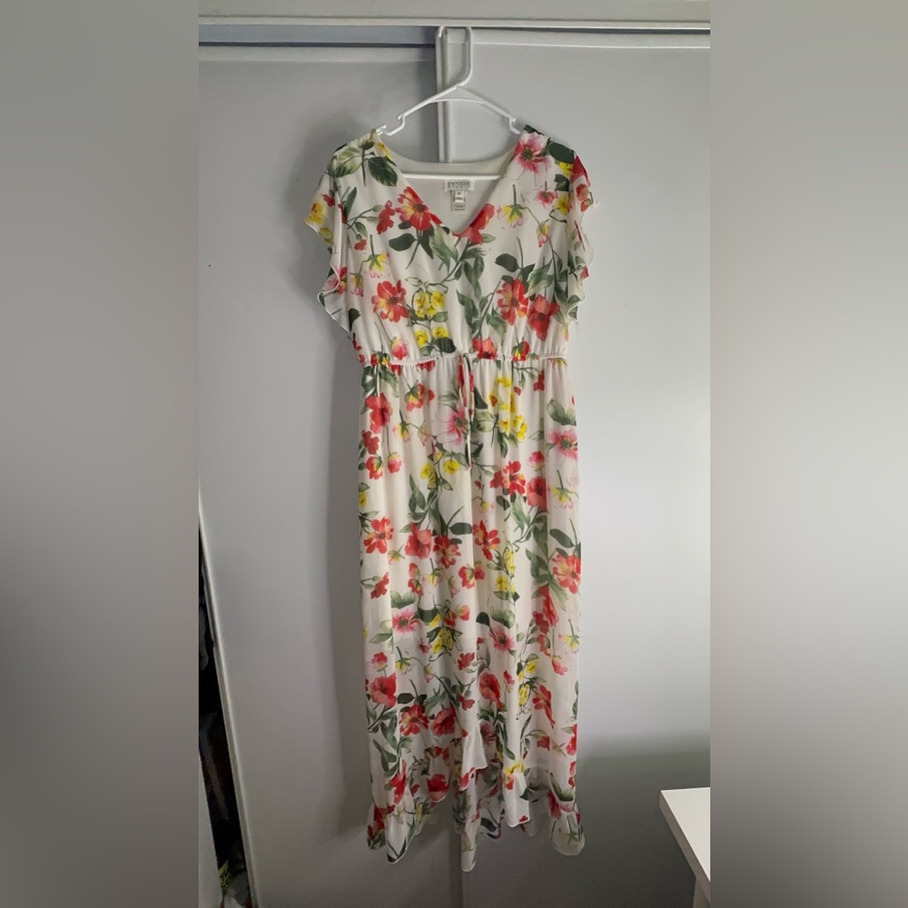 En focus studio floral white dress size 14